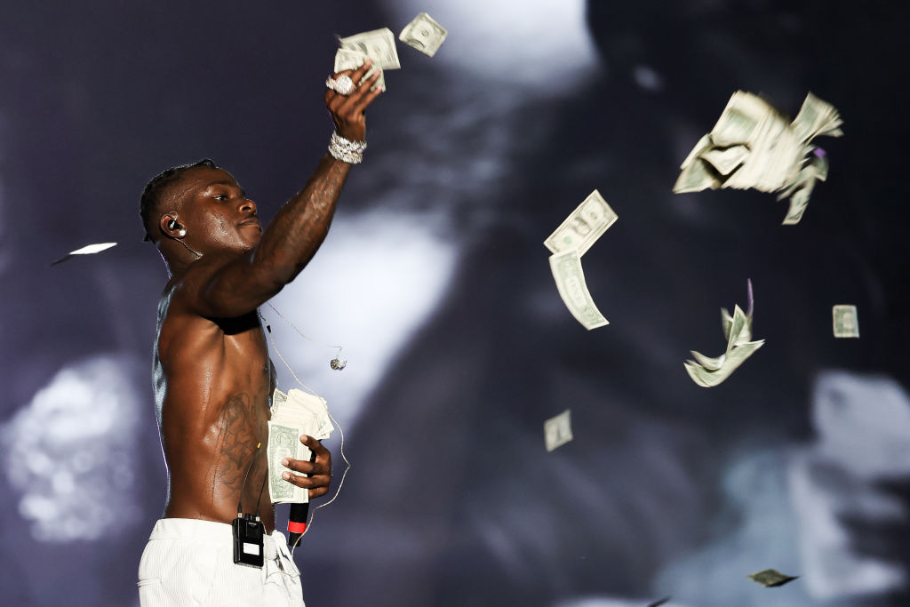 Hip-hopowa homofobia podkula ogon. Lil Nas X, DaBaby i słowa, które nie powinny paść nigdy